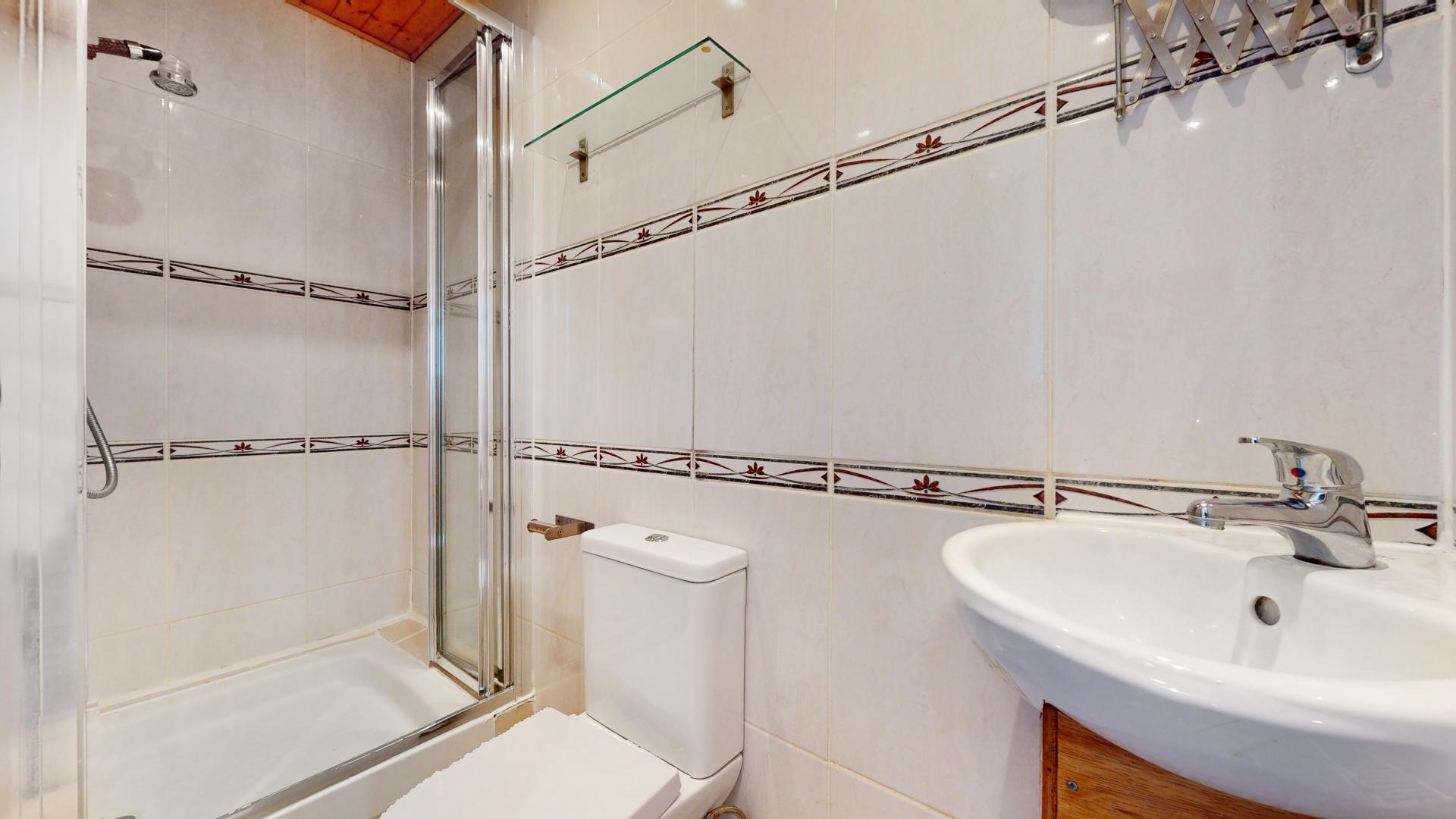 Modern and Central Apartment Heathfield Park, Willesden Green